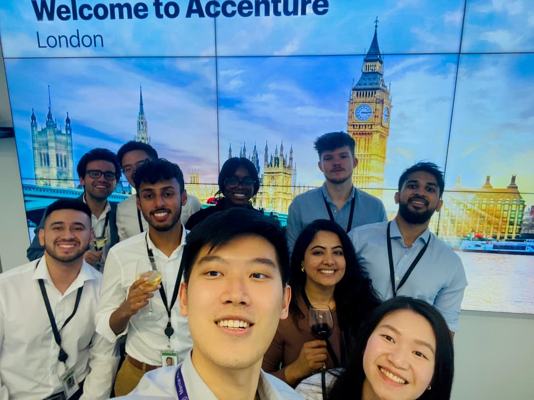 accenture photo